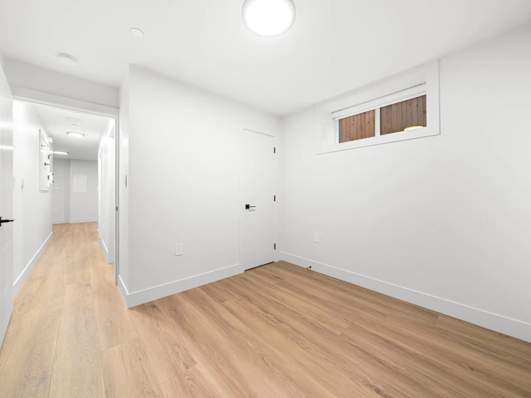 1810 E 55th Avenue, Vancouver, BC, V5P 2A1 - 40