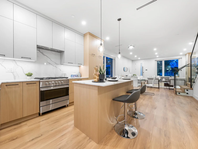 1810 E 55th Avenue, Vancouver, BC, V5P 2A1 - 11