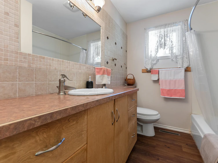 9565 Carleton Street, Chilliwack, BC, V2P 6E2 - 15