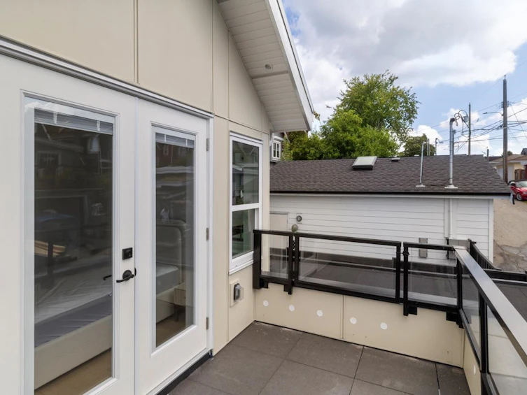 2020 E 4th Avenue, Vancouver, BC, V5N 1K4 - 12