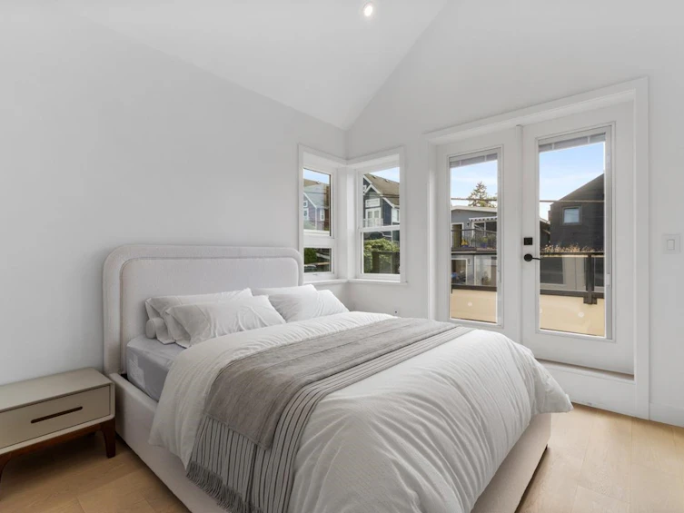 2020 E 4th Avenue, Vancouver, BC, V5N 1K4 - 10
