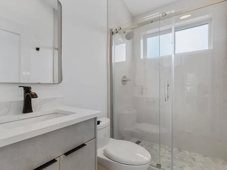 2020 E 4th Avenue, Vancouver, BC, V5N 1K4 - 15