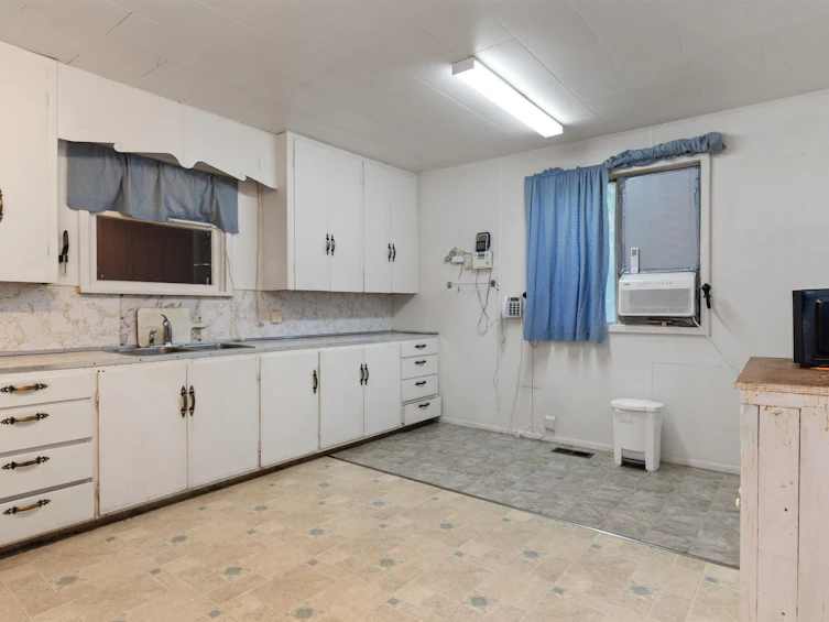 653 Hemlock Avenue, Hope, BC, V0X 1L0 - 9