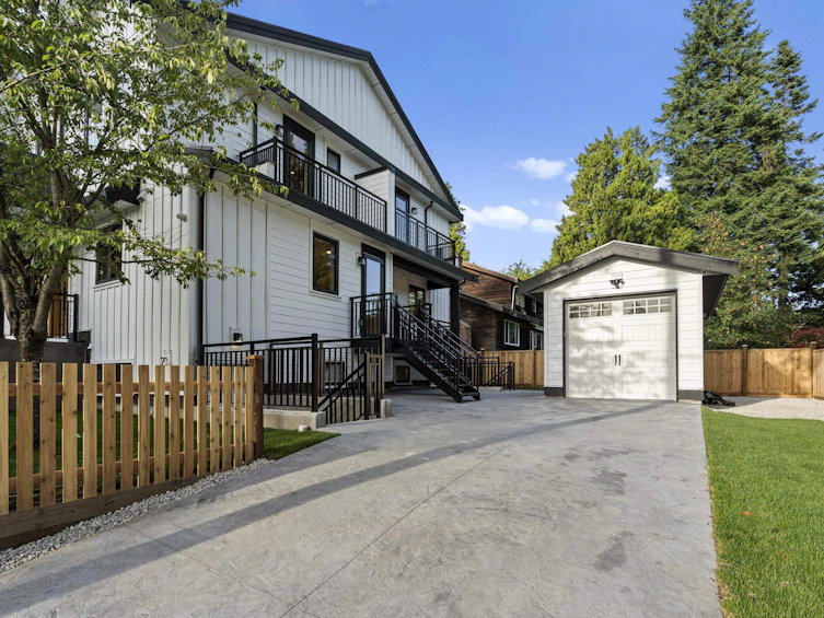 3218 W 39th, Vancouver, BC, V6N 2Z9 - 6