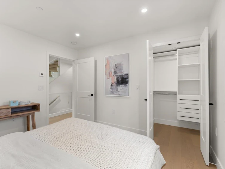 231 W 15th Avenue, Vancouver, BC, V5Y 1Y1 - 12