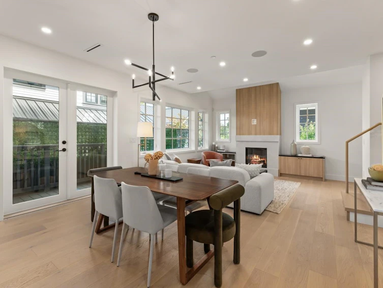 231 W 15th Avenue, Vancouver, BC, V5Y 1Y1 - 9