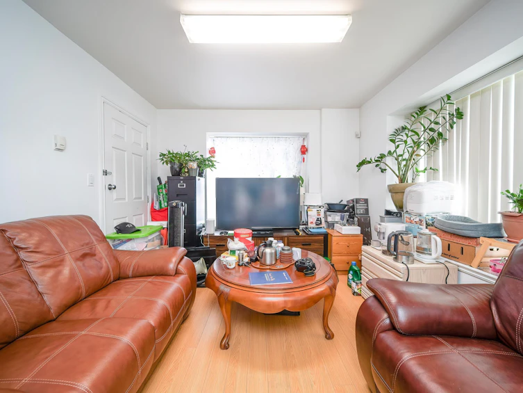6789 Gilley Avenue, Burnaby, BC, V5H 3W8 - 4