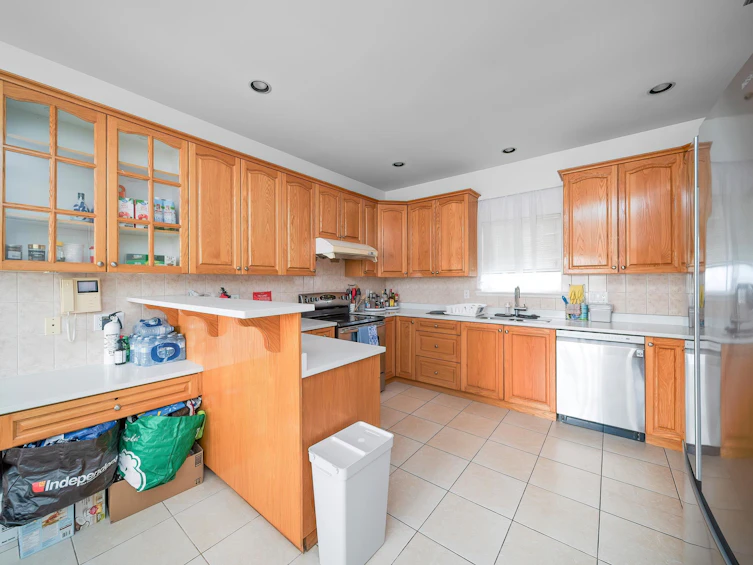 6789 Gilley Avenue, Burnaby, BC, V5H 3W8 - 10
