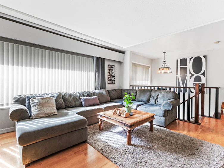 605 Laurentian Crescent, Coquitlam, BC, V3J 6H3 - 5