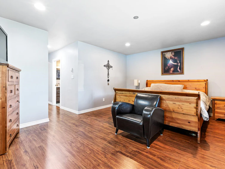 605 Laurentian Crescent, Coquitlam, BC, V3J 6H3 - 13