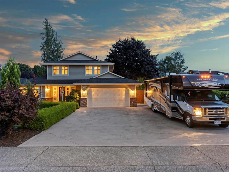 6788 Henry Street, Chilliwack, BC, V2R 2W1 - 2