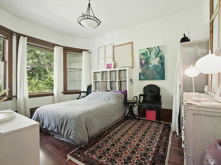 256 E 16th Avenue, Vancouver, BC, V5T 2T4 - 4