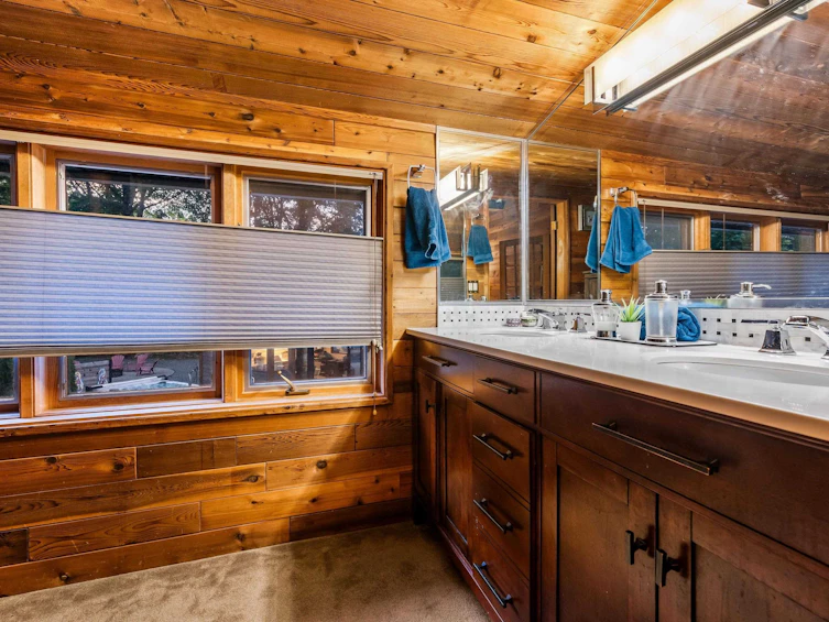 43705 Watt Road, Columbia Valley, BC, V2R 4X9 - 21