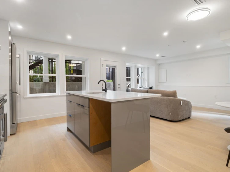 2-2022 E 4th Avenue, Vancouver, BC, V5N 1K4 - 6