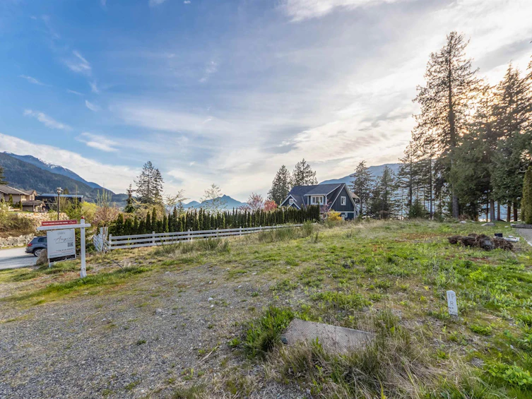 685 Copper Drive, Squamish, BC, V8B 1J1 - 8