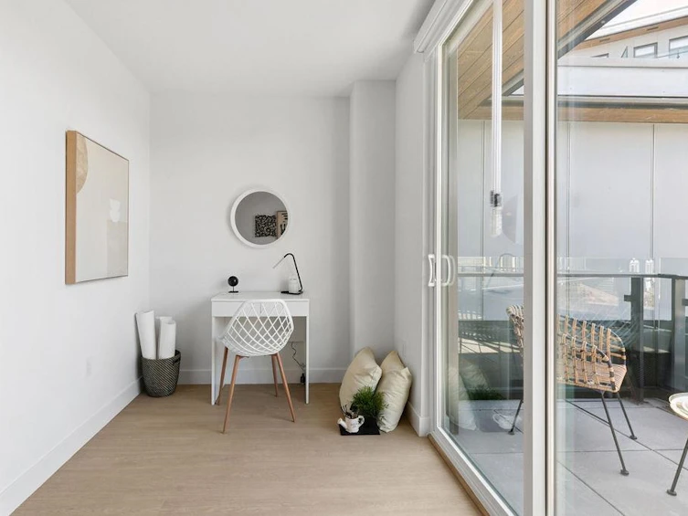 202-333 St. David's Avenue, North Vancouver, BC, V7L 3P2 - 17