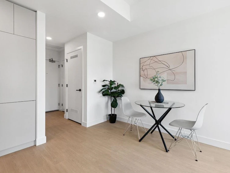 202-333 St. David's Avenue, North Vancouver, BC, V7L 3P2 - 16