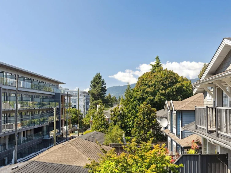 202-333 St. David's Avenue, North Vancouver, BC, V7L 3P2 - 24