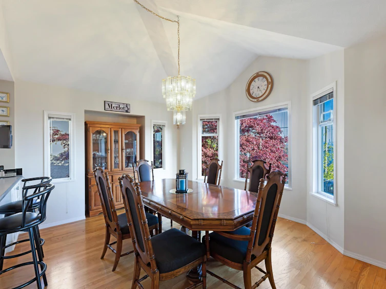 957 Stewart Avenue, Coquitlam, BC, V3K 2N5 - 17