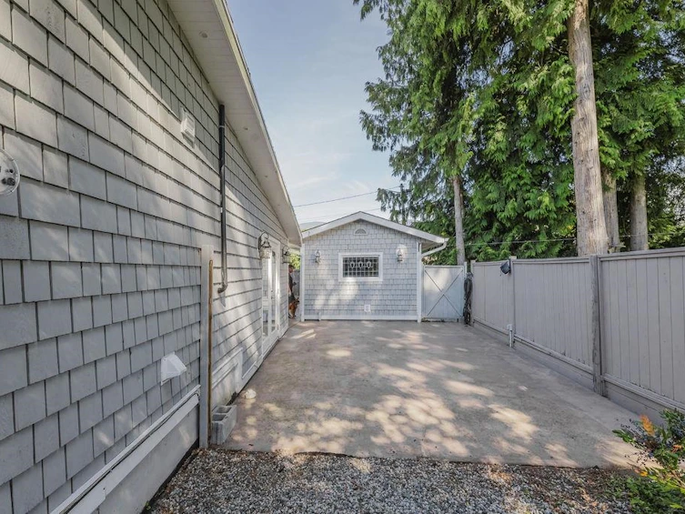 698 Franklin Road, Gibsons, BC, V0N 1V8 - 36