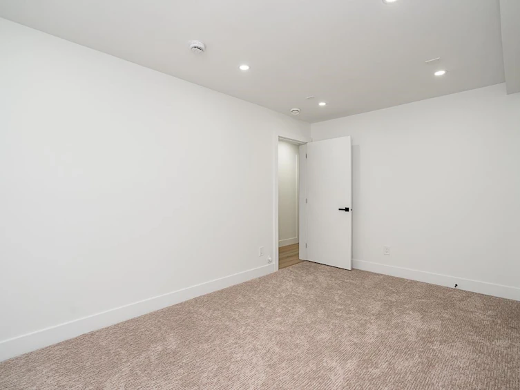 32735 Marshall Road, Abbotsford, BC, V2S 1J6 - 27
