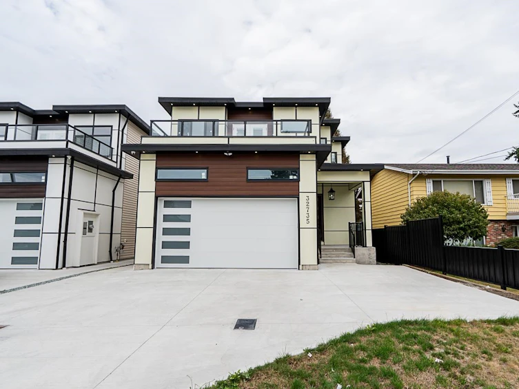 32735 Marshall Road, Abbotsford, BC, V2S 1J6