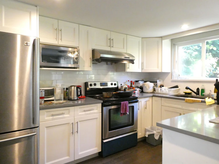 8631 Dolphin Court, Richmond, BC, V6Y 3J7 - 7