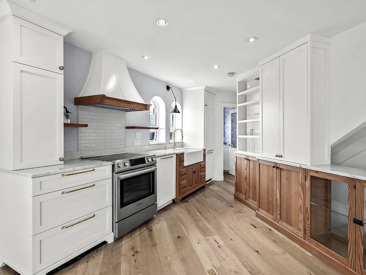 2420 Birch Street, Vancouver, BC, V6H 3X9 - 4