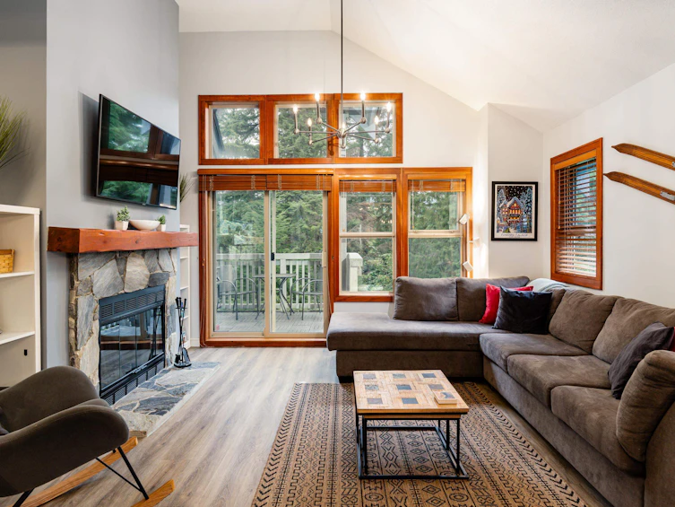 31-4661 Blackcomb Way, Whistler, BC, V8E 0Z1 - 2