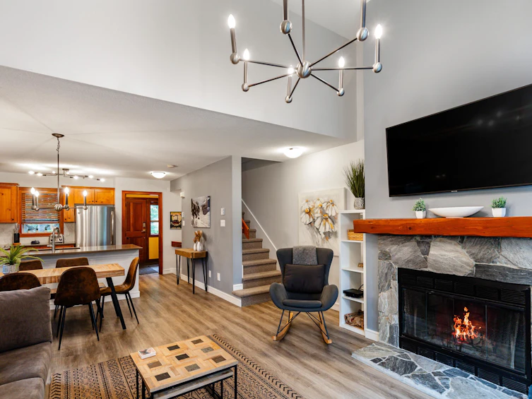 31-4661 Blackcomb Way, Whistler, BC, V8E 0Z1 - 5