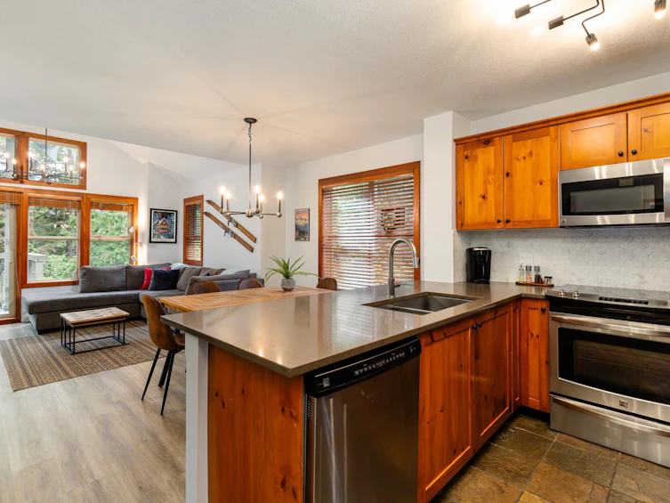 31-4661 Blackcomb Way, Whistler, BC, V8E 0Z1 - 8
