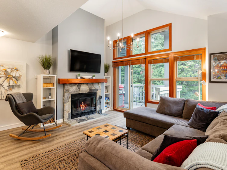 31-4661 Blackcomb Way, Whistler, BC, V8E 0Z1 - 3