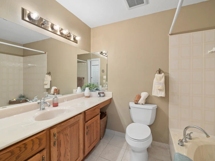 11-1725 Southmere Crescent, Surrey, BC, V4A 7A7 - 23