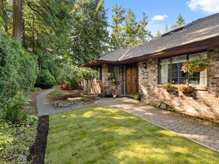 11-1725 Southmere Crescent, Surrey, BC, V4A 7A7