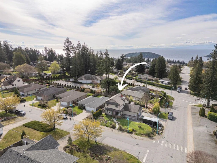 6391 Oracle Road, Sechelt, BC, V7Z 0R8 - 40