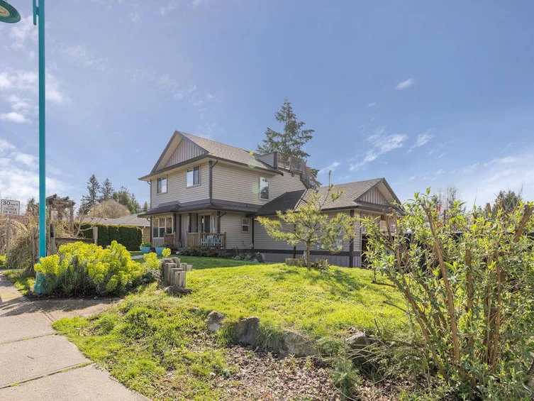6391 Oracle Road, Sechelt, BC, V7Z 0R8 - 3
