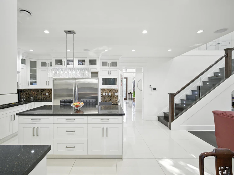 8600 Leslie Road, Richmond, BC, V6X 2V7 - 12
