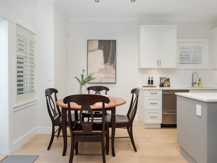 4448 W 8th Avenue, Vancouver, BC, V6R 2C9 - 11