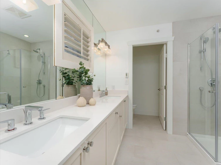 4448 W 8th Avenue, Vancouver, BC, V6R 2C9 - 21