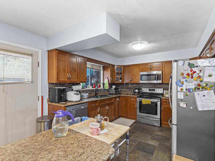 35337 Rockwell Drive, Abbotsford, BC, V3G 2C9 - 8