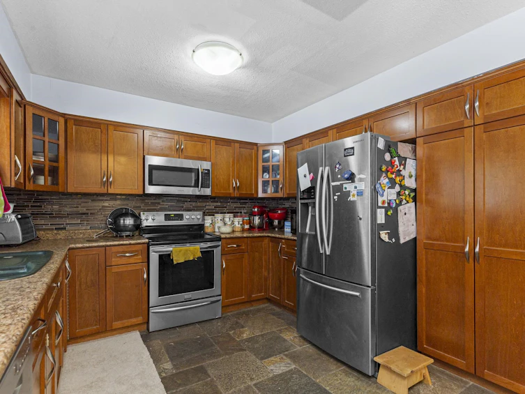 35337 Rockwell Drive, Abbotsford, BC, V3G 2C9 - 4