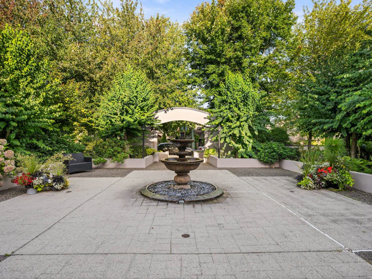 301-1533 Best Street, Surrey, BC, V4B 4E9 - 4
