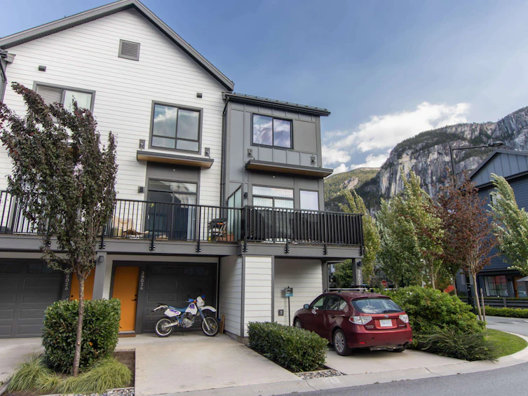 38024 Keel Way, Squamish, BC, V8B 2A1 - 2