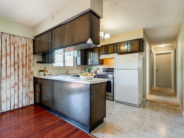 11365 86 Avenue, Delta, BC, V4C 2X1 - 12