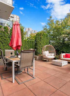 405 1 Renaissance Square