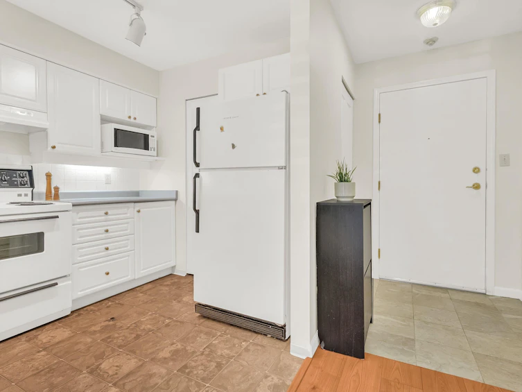 201B-7025 Stride Avenue, Burnaby, BC, V3N 4Y2 - 14