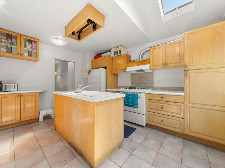 11780 85a Avenue, Delta, BC, V4C 2V6 - 11