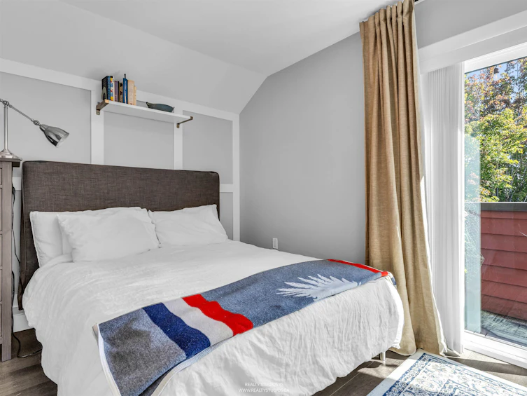 3103 St. George Street, Vancouver, BC, V5T 3R9 - 13