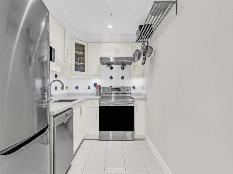 3103 St. George Street, Vancouver, BC, V5T 3R9 - 9