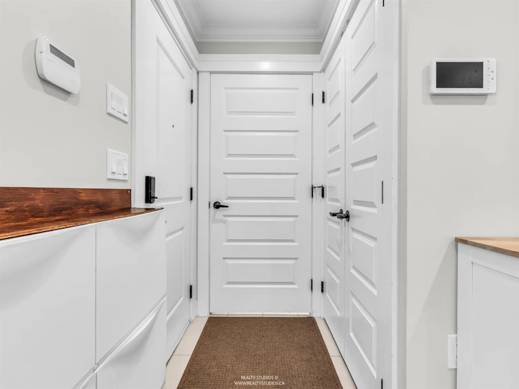 3103 St. George Street, Vancouver, BC, V5T 3R9 - 31